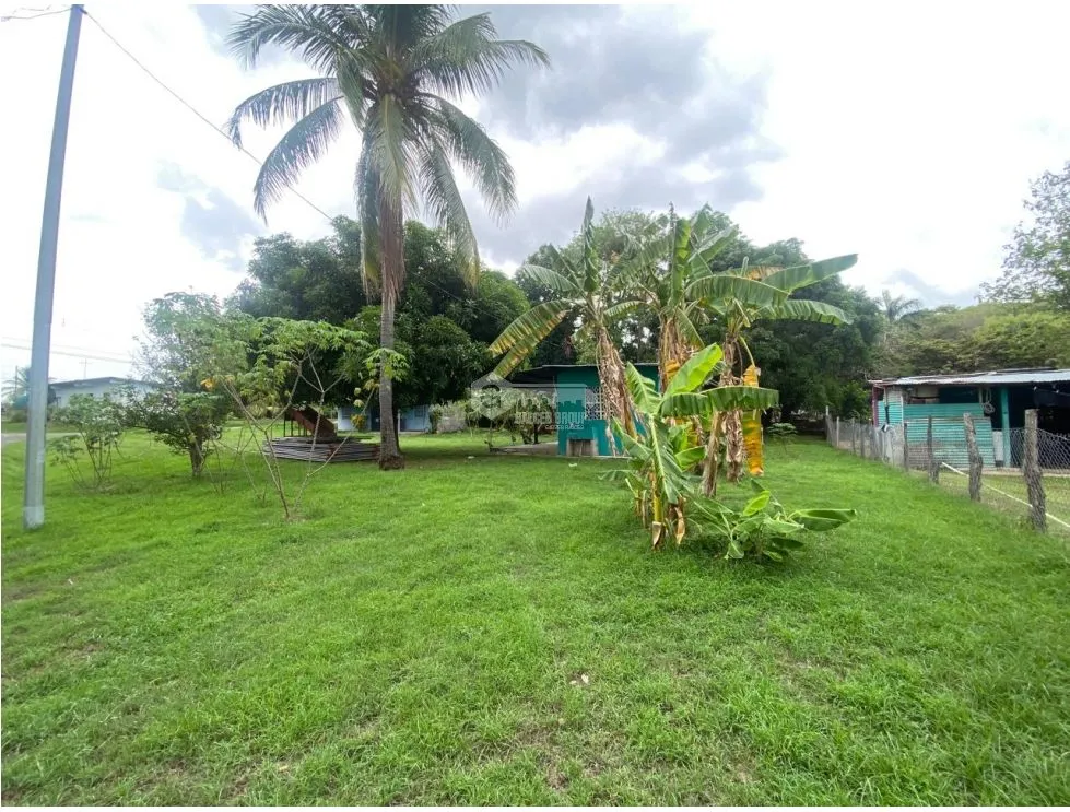 LAND / CORONADO / 1087M / 2 HOUSES / FLAT / CORNER / MAIN ROAD