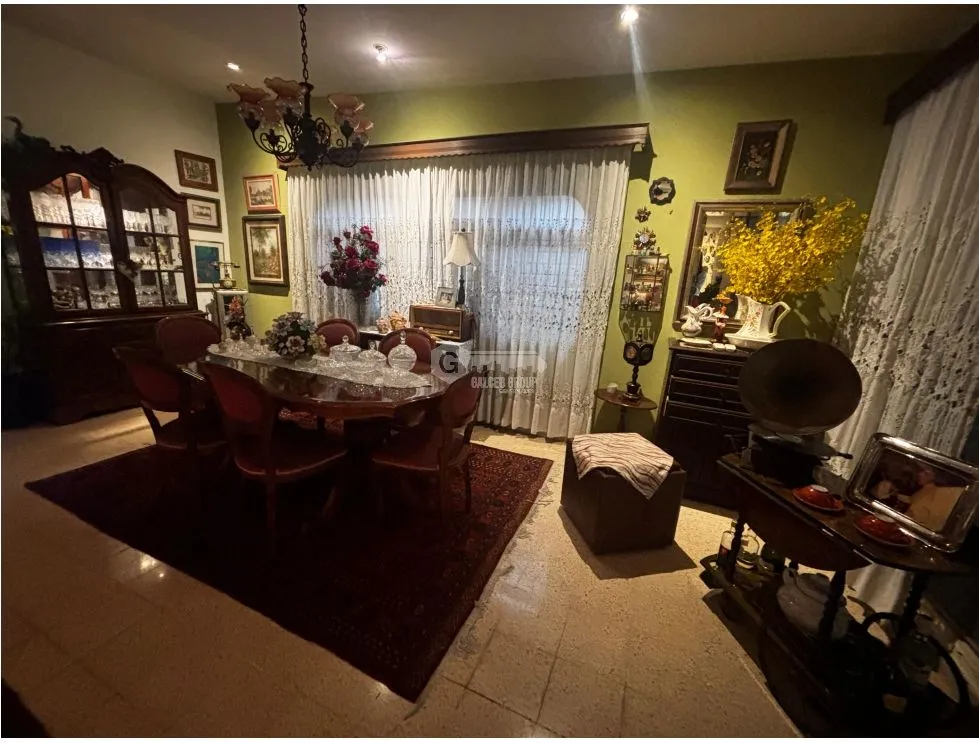 HATO PINTADO / LA LOMA / 622m2 / 5 BEDROOMS / 3 LEVELS / CENTRAL LOCATION