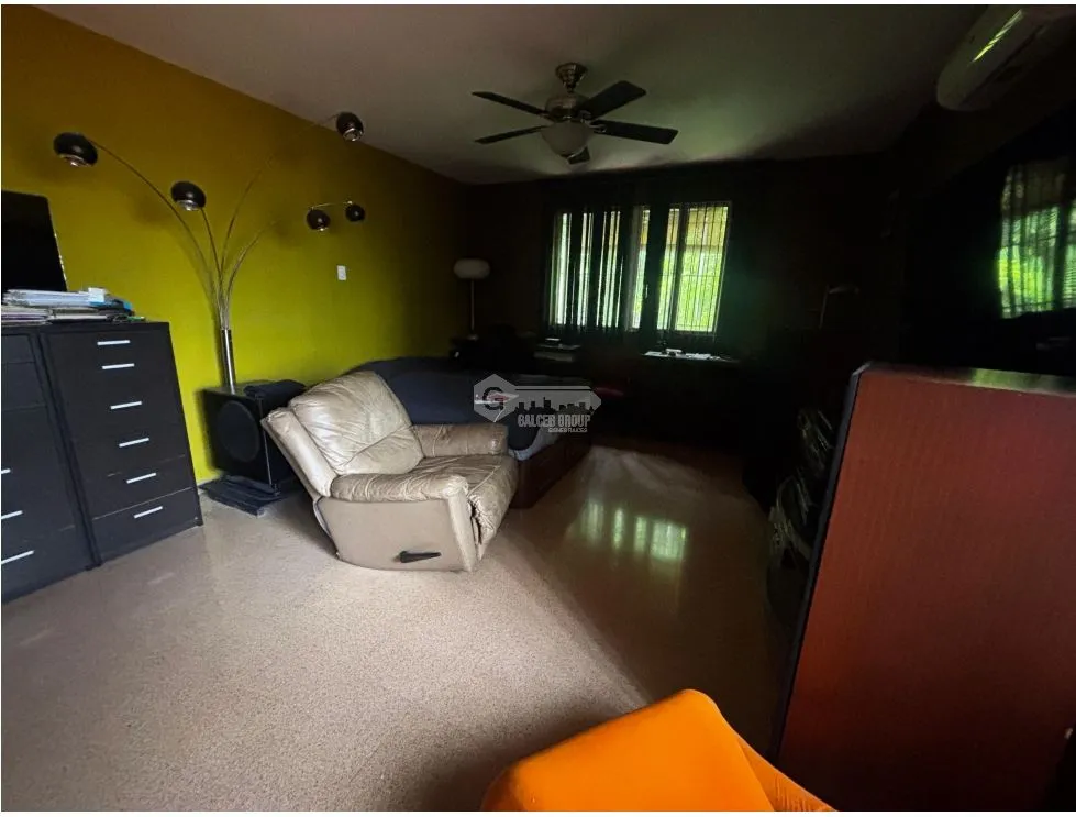 HATO PINTADO / LA LOMA / 622m2 / 5 BEDROOMS / 3 LEVELS / CENTRAL LOCATION