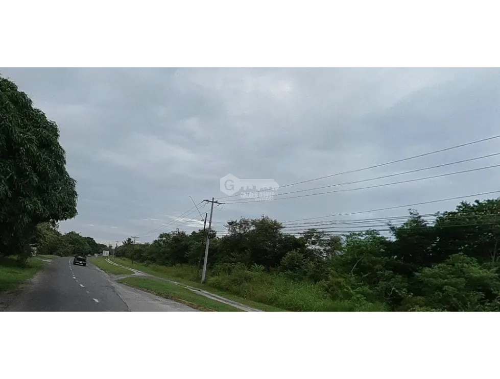 CORONADO / LAND / NEAR MAIN ROAD / 2167M2 / BEACH