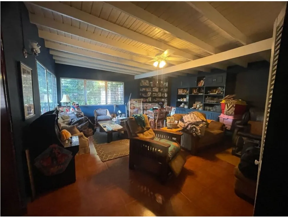 LAS CUMBRES / 3502M2 / 5 BEDROOMS / SWIMMING POOL / GARDEN