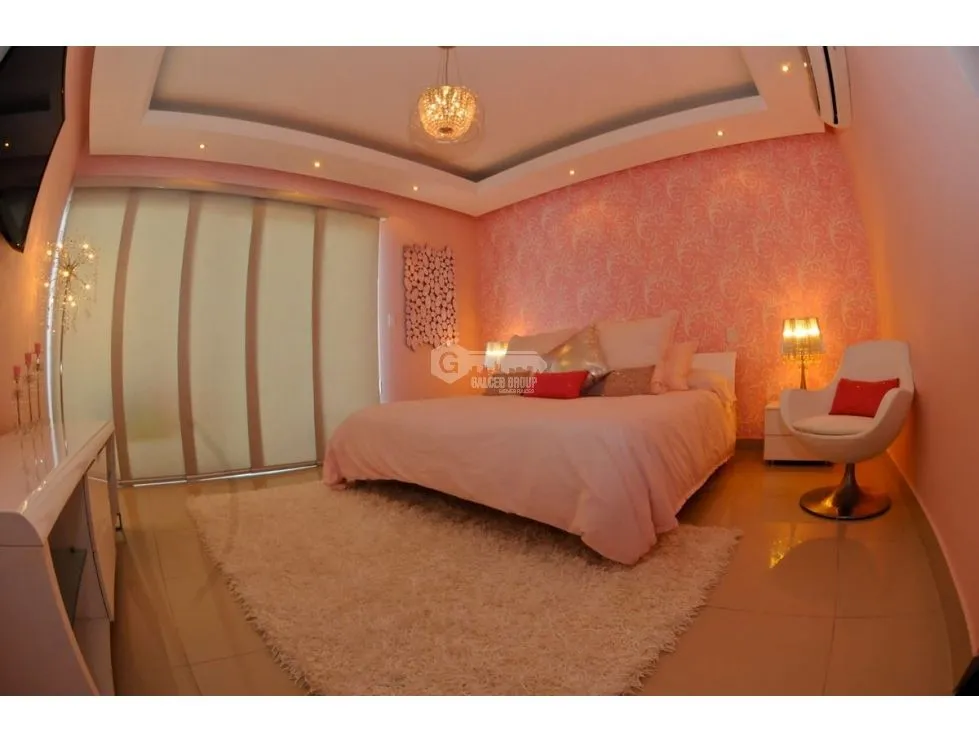 PLAYA BLANCA / 900 M2 / 9 HABITACION / 10 BAÑOS / 2 JACU / PISCINA