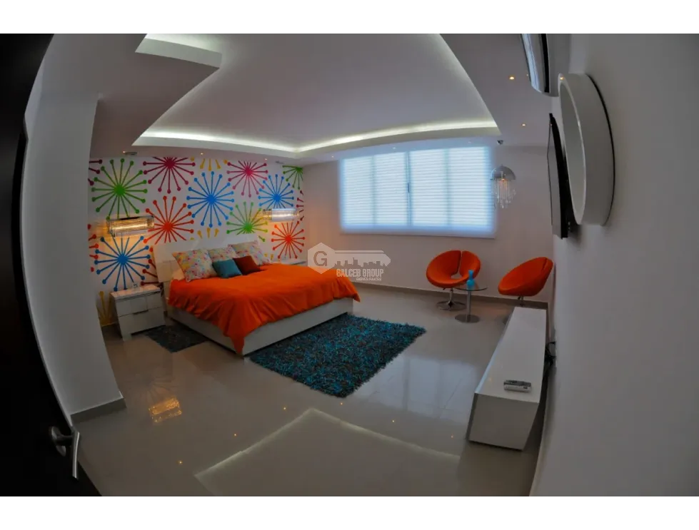 PLAYA BLANCA / 900 M2 / 9 HABITACION / 10 BAÑOS / 2 JACU / PISCINA