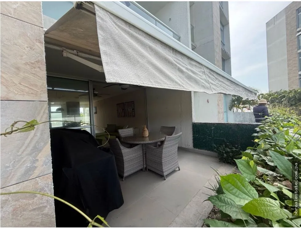 Venta de Apartamento en PH Carenero, Las Islas Punta Barco