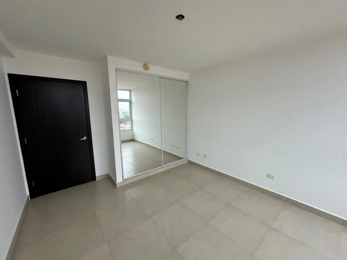 Apartment for sale in PH Condado Heights