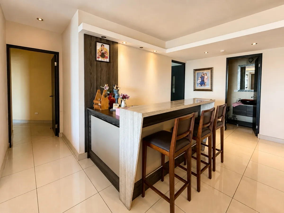 Apartment for sale in Hato Pintado Highland View