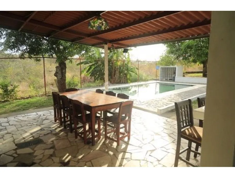 FOR RENT: 1250 M2 HOUSE IN CHAME NUEVA GORGONA WITH FURNISHED POOL
