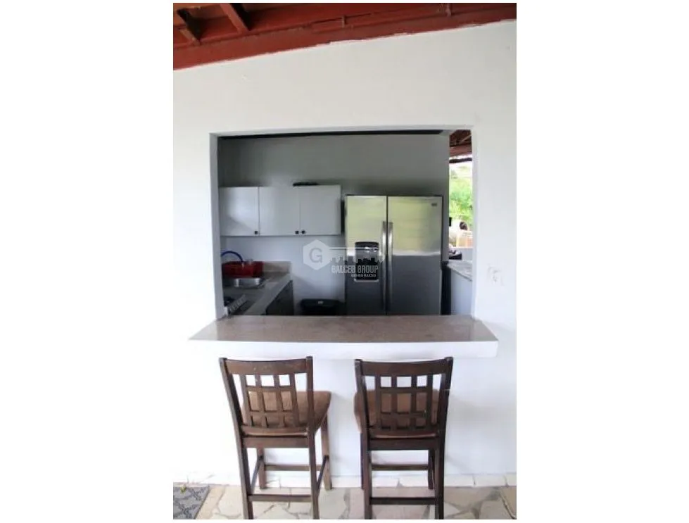 FOR RENT: 1250 M2 HOUSE IN CHAME NUEVA GORGONA WITH FURNISHED POOL