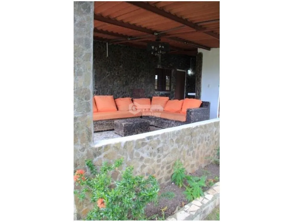 FOR RENT: 1250 M2 HOUSE IN CHAME NUEVA GORGONA WITH FURNISHED POOL