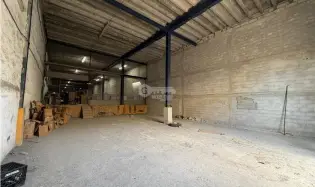 FOR SALE WAREHOUSE COLÓN FRANCE FIELD 4200M SPACE 6 TRUCK RAMPS