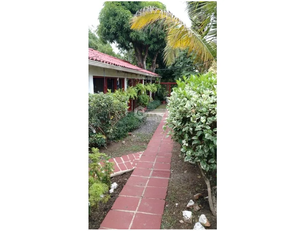SE VENDE CASA 562M EN SAN CARLOS LAS UVAS A MINUTOS DE LAS PLAYAS