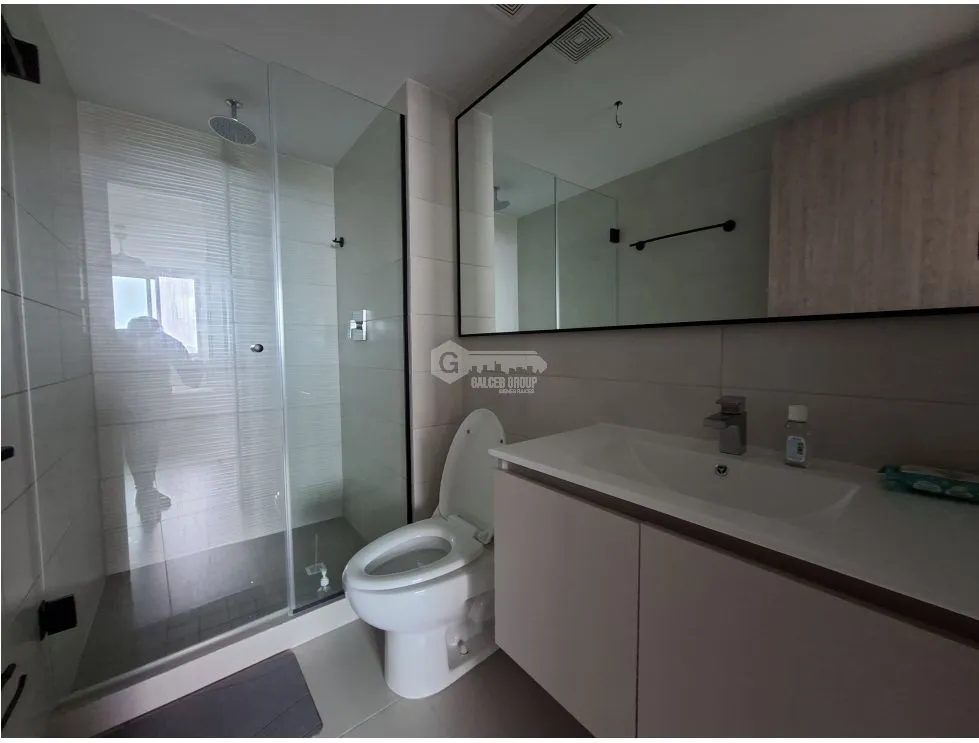 SE ALQUILA APARTAMENTO CONDADO DEL REY MI CONDADO 75M AMOBLADA