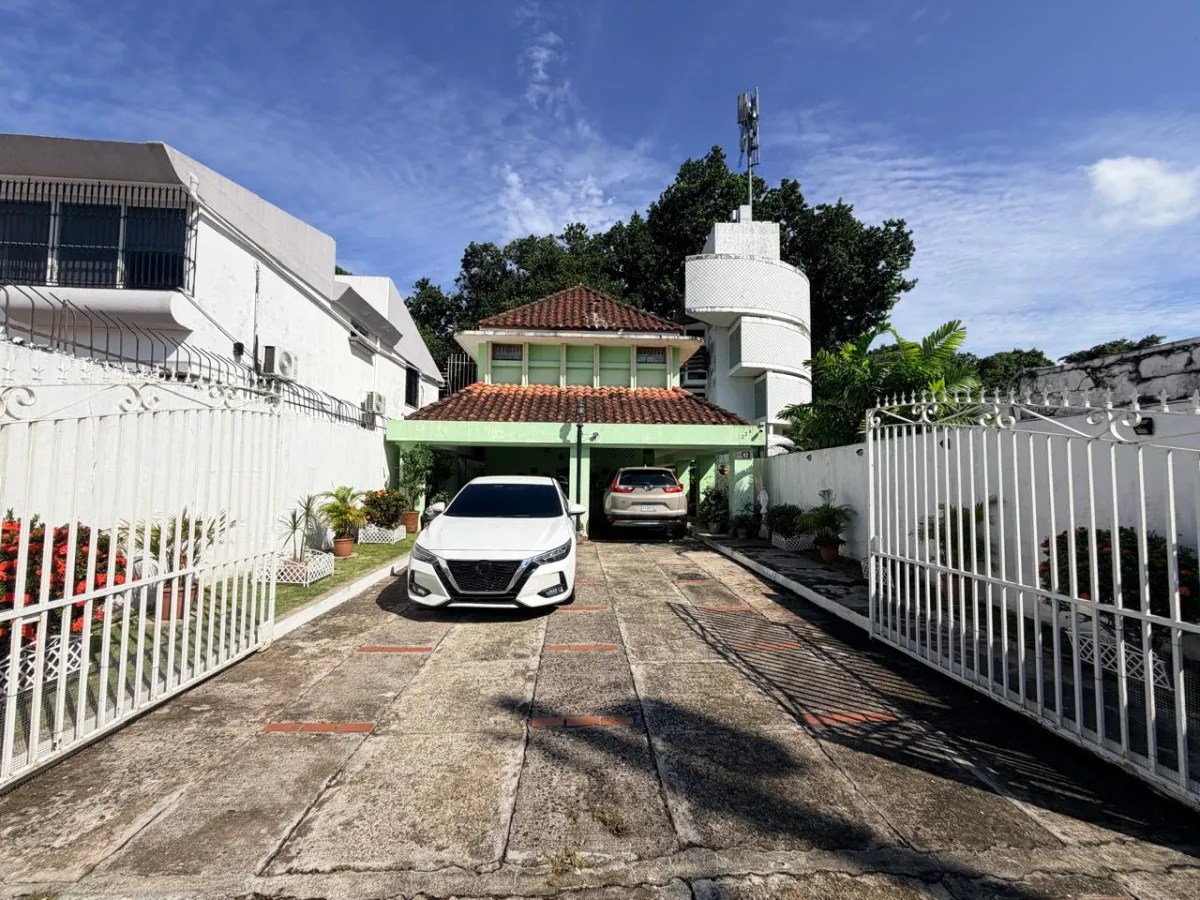 CASA EN VENTA EN LA ALAMEDA, BETANIA