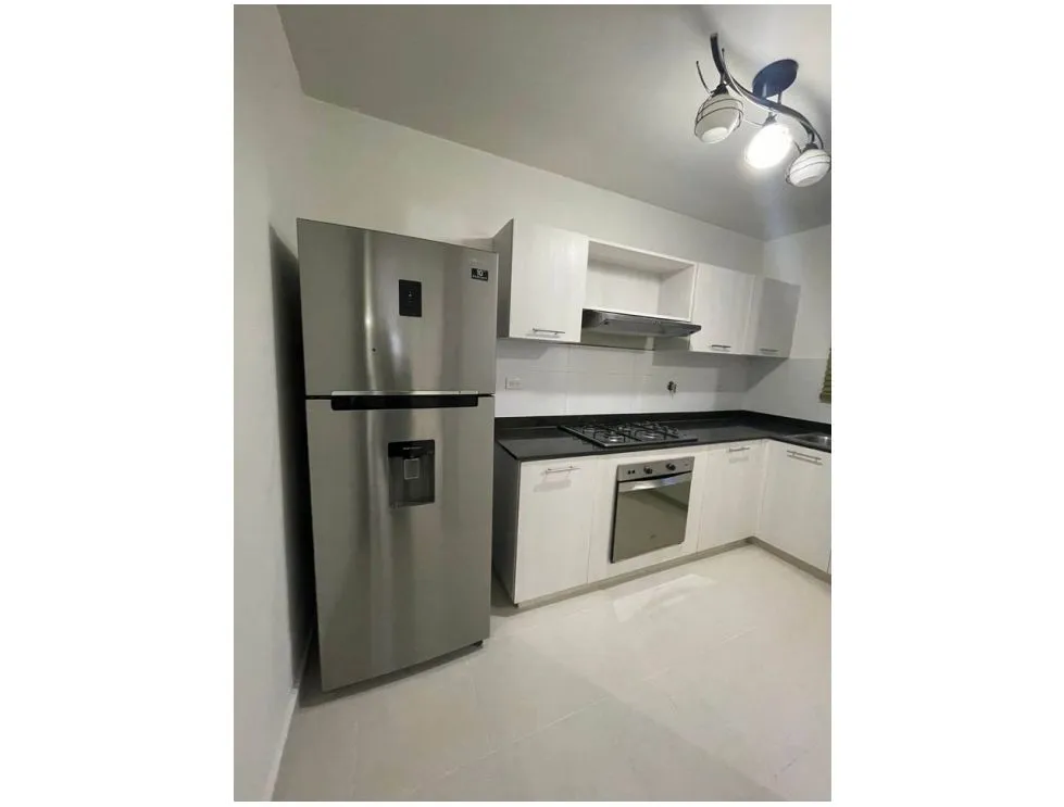 Alquiler de apartamento en PH Torres de Versalles I. MY