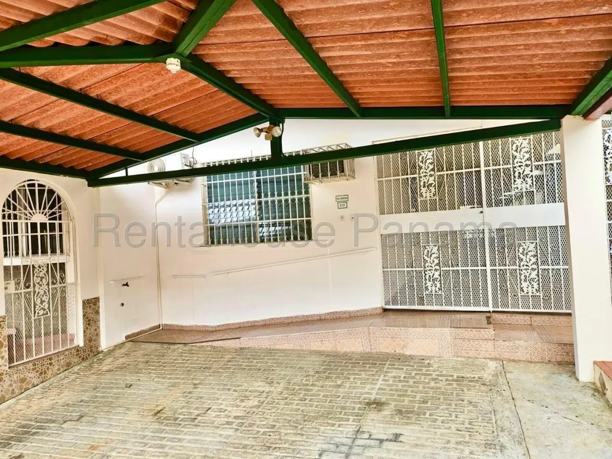 Remodeled House for Sale in Villa Lucre 27*2032Mfk