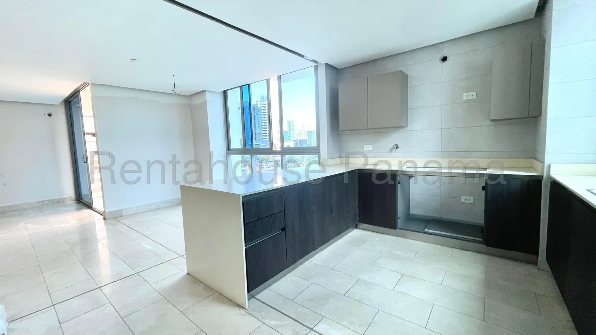 Exclusive Apartment for Sale in Coco del Mar 27*223Mfk