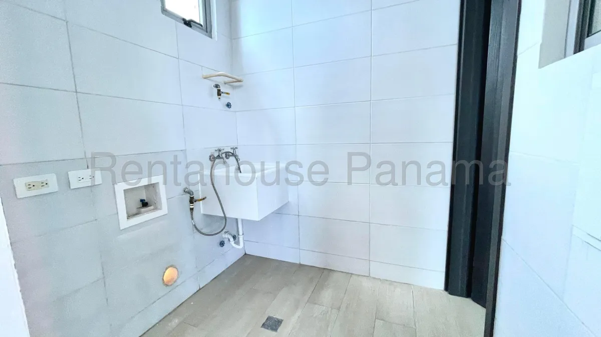 Exclusive Apartment for Sale in Coco del Mar 27*223Mfk