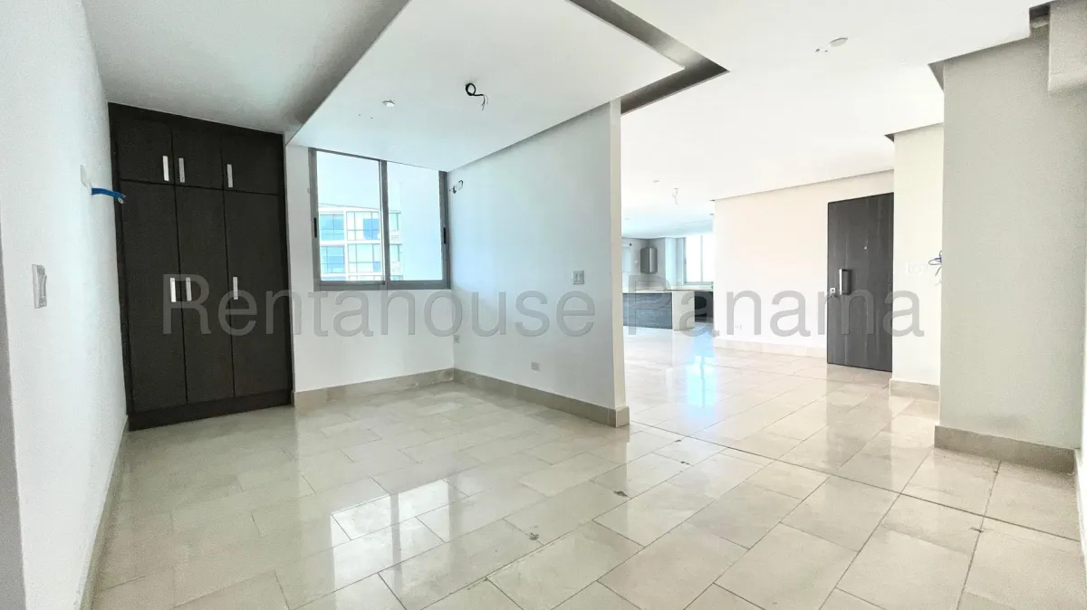 Exclusive Apartment for Sale in Coco del Mar 27*223Mfk