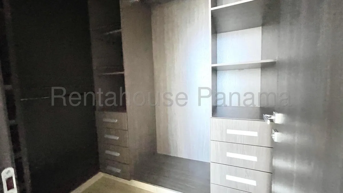 Exclusive Apartment for Sale in Coco del Mar 27*223Mfk