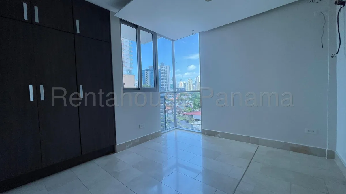 Exclusive Apartment for Sale in Coco del Mar 27*223Mfk