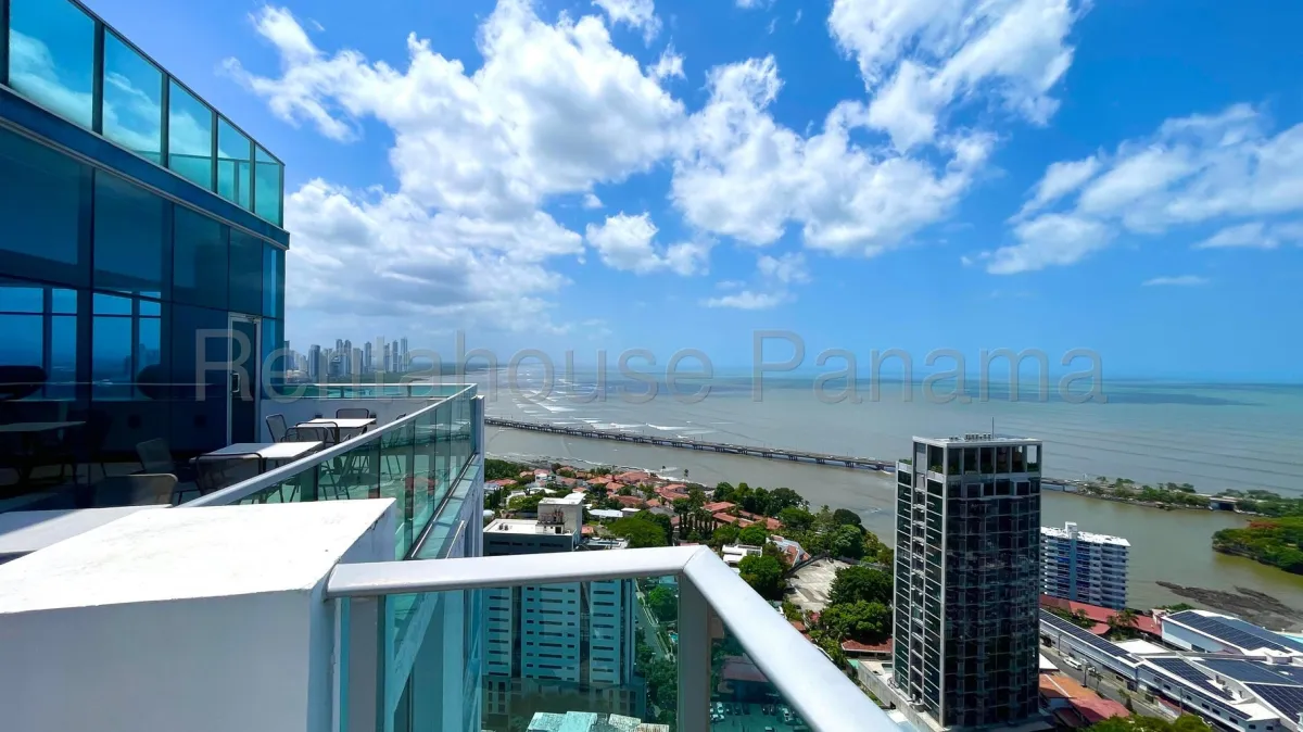 Exclusive Apartment for Sale in Coco del Mar 27*223Mfk