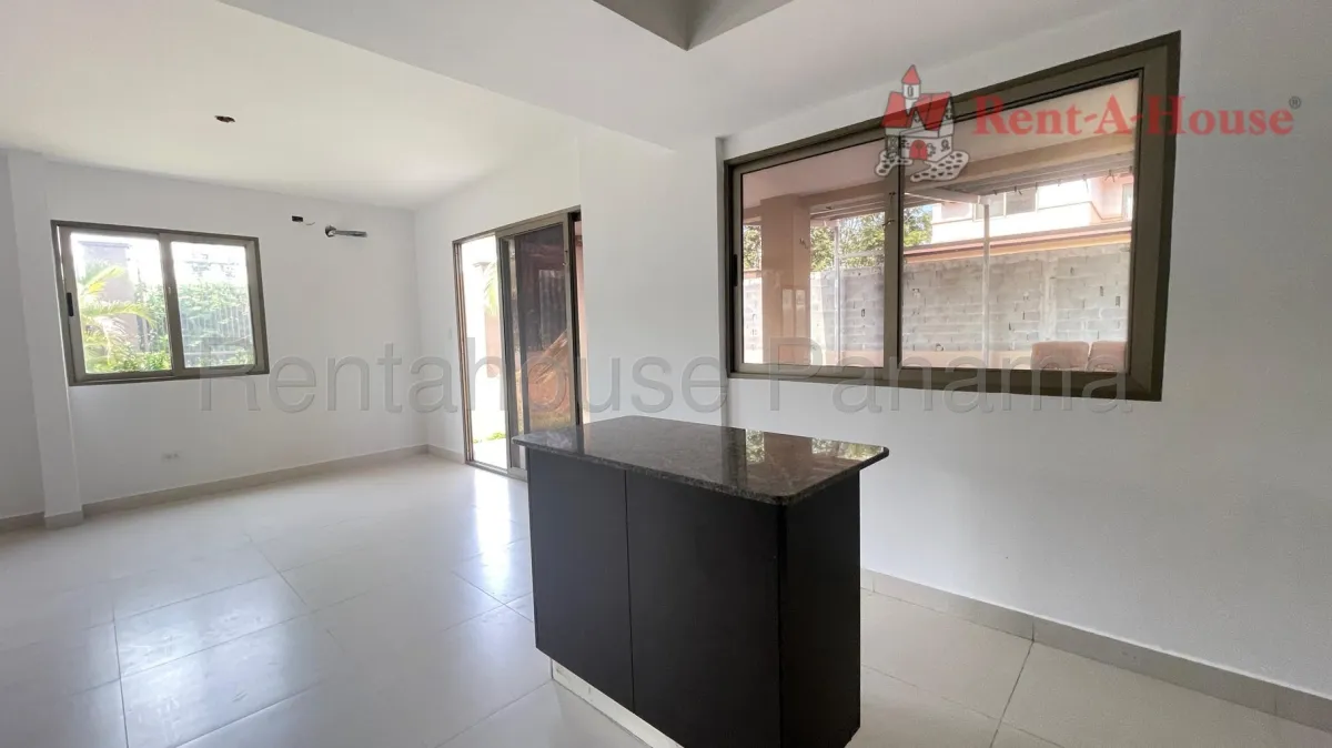 Spacious House for Sale in Panama Pacifico 26*2698Mfk