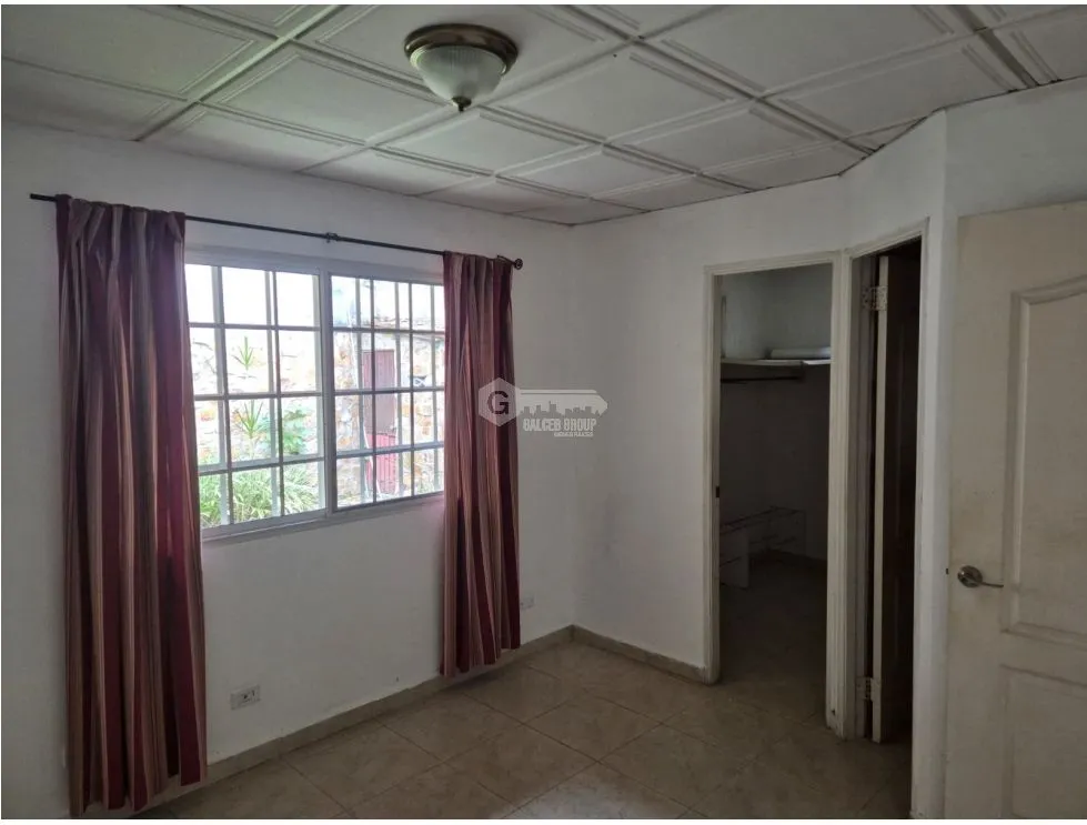 SE VENDE AMPLIA CASA 145 M2 EN ARRAIJAN VILLAS EL CARRIZAL CON TERRAZA