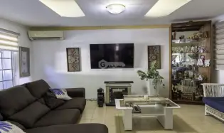 SE VENDE CASA 156 M2 EN JUAN DIAZ CAMPO LINDBERGH CON JARDIN CERCADA