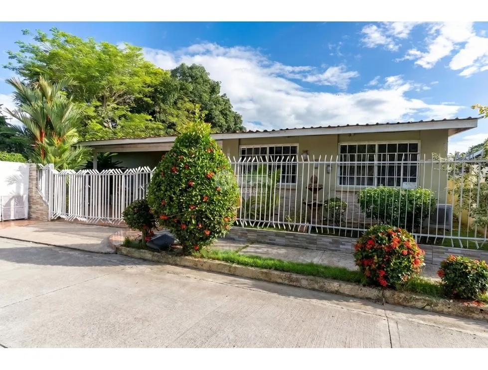 Maison unifamiliale à Juan Diaz à vendre