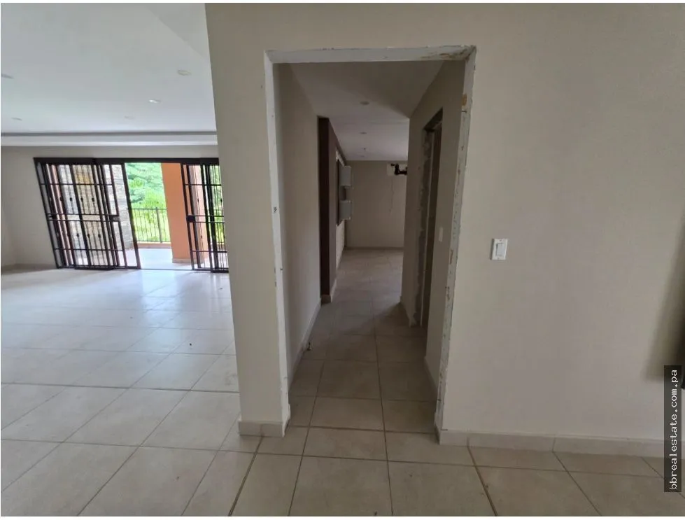 Venta de Apartamento en PH Embassy Club, Clayton