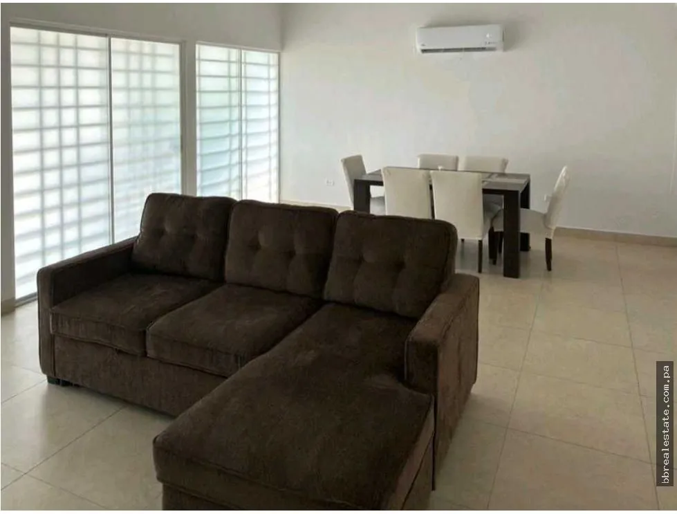 House for Sale in Paradise Point PH, Coronado