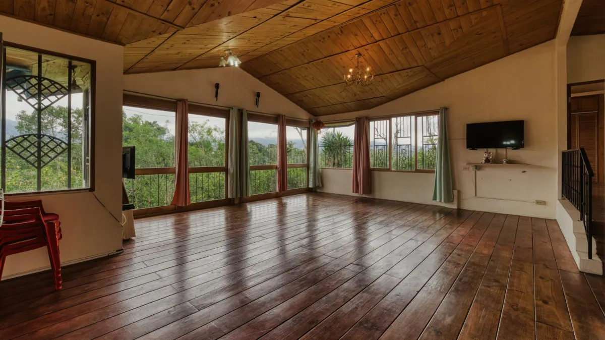 Casa en un Entorno Natural Privilegiado | Vìa Caisàn, Volcán