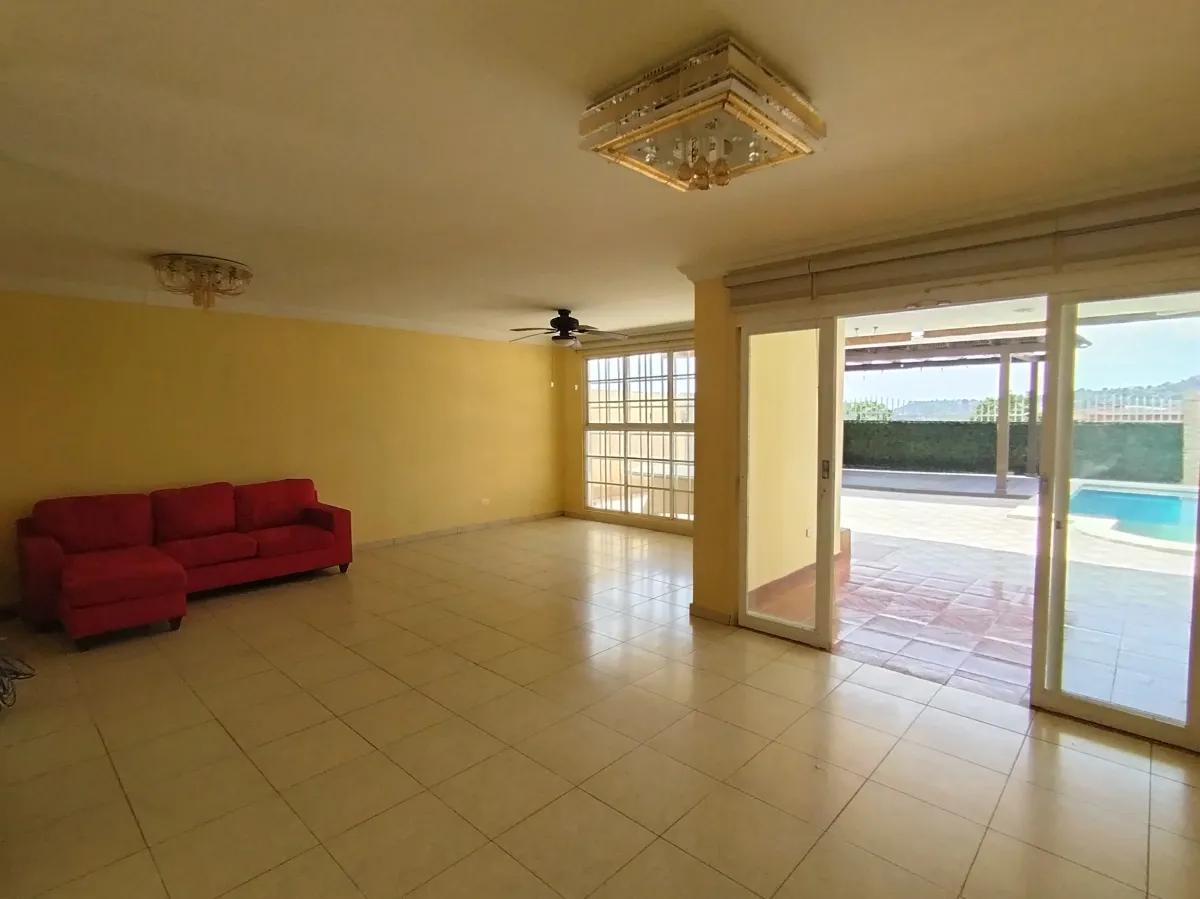 House for Sale in Villa Zaita