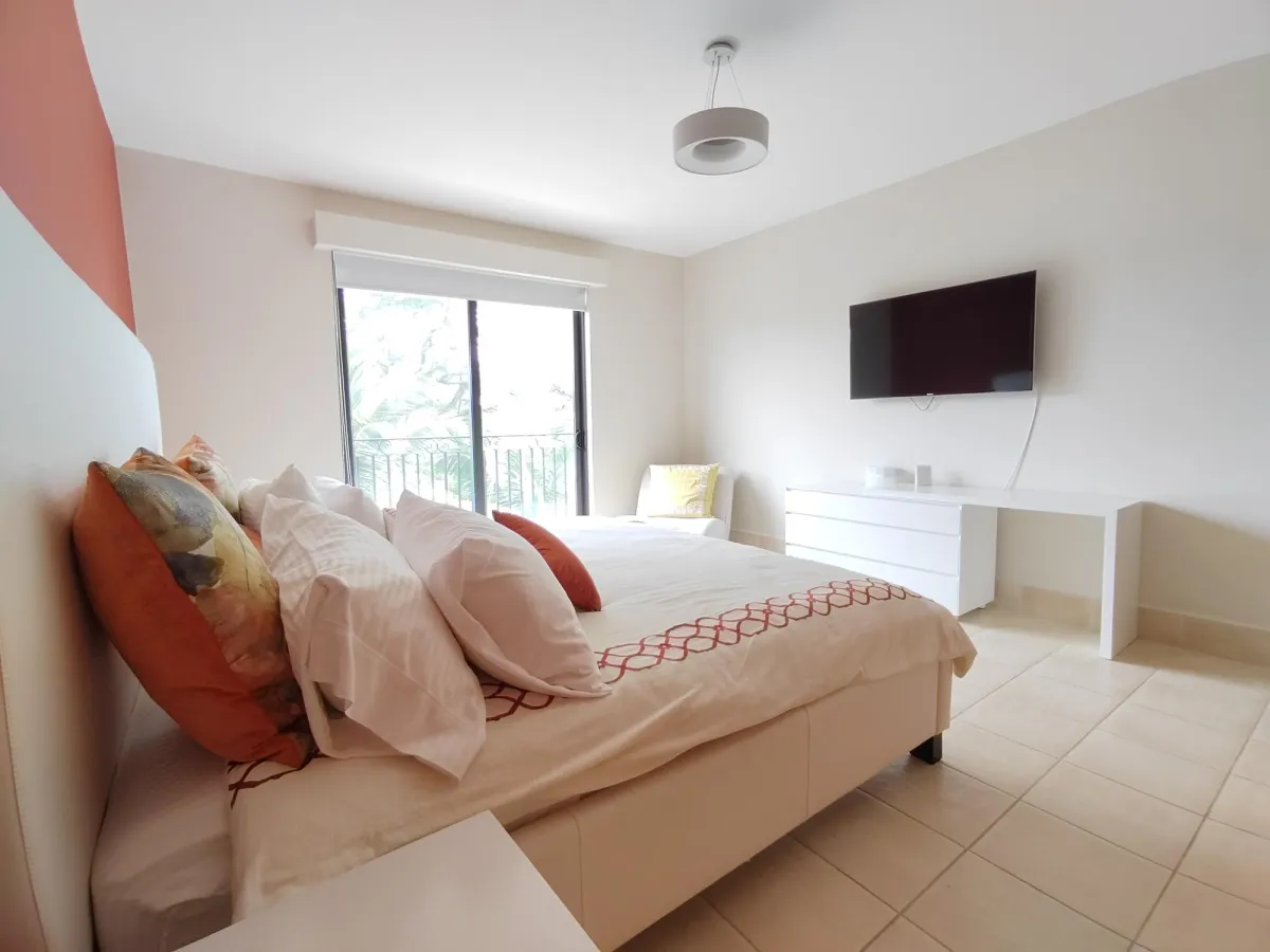 Elegant Apartment in Buenaventura with Lake and Nature Views