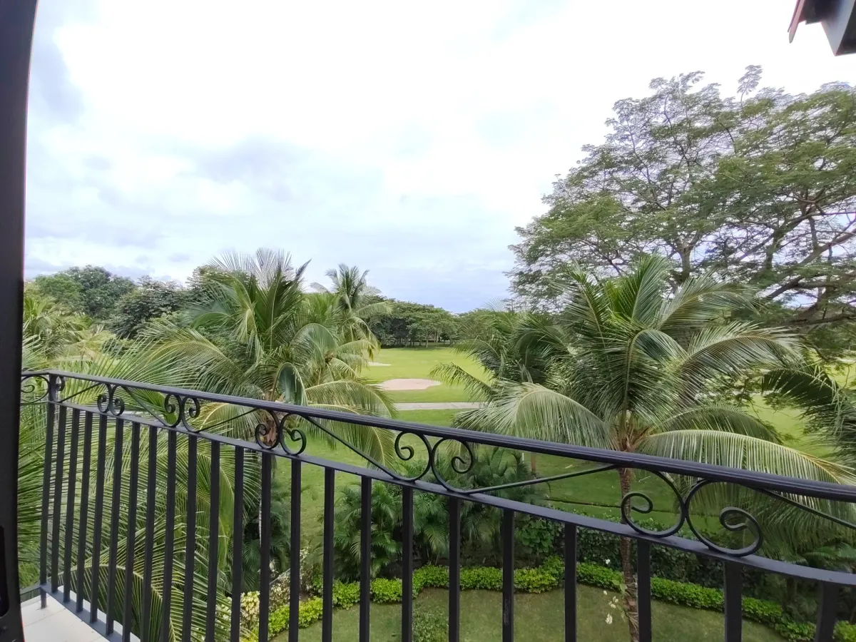 Elegant Apartment in Buenaventura with Lake and Nature Views