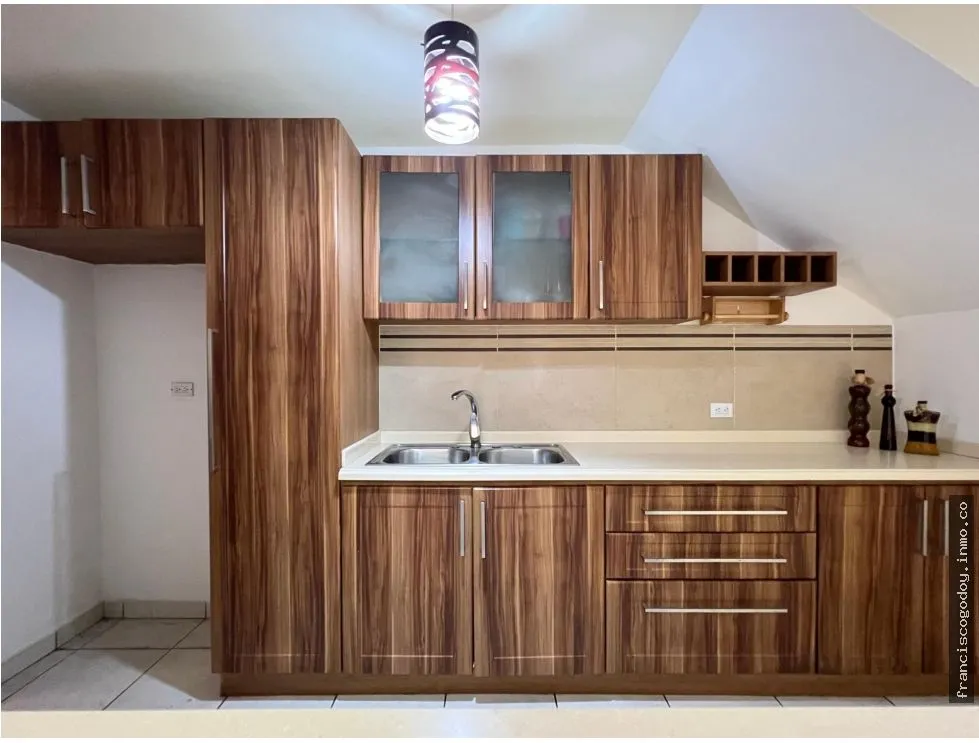 House for Sale in Condado del Rey