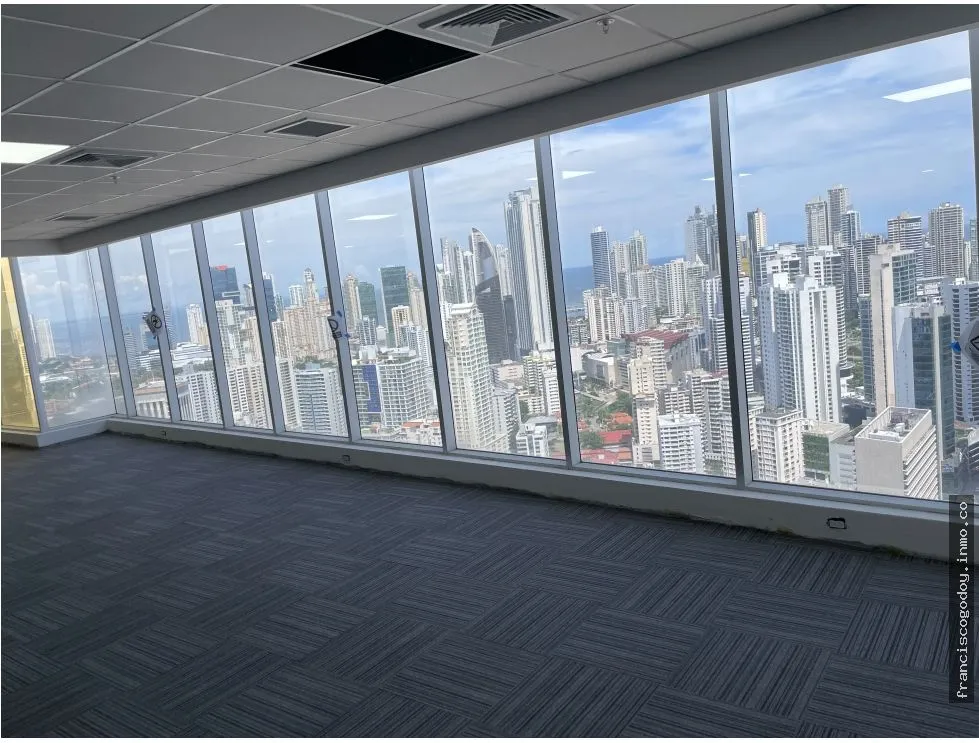 Corporate Offices for Lease on Calle 50