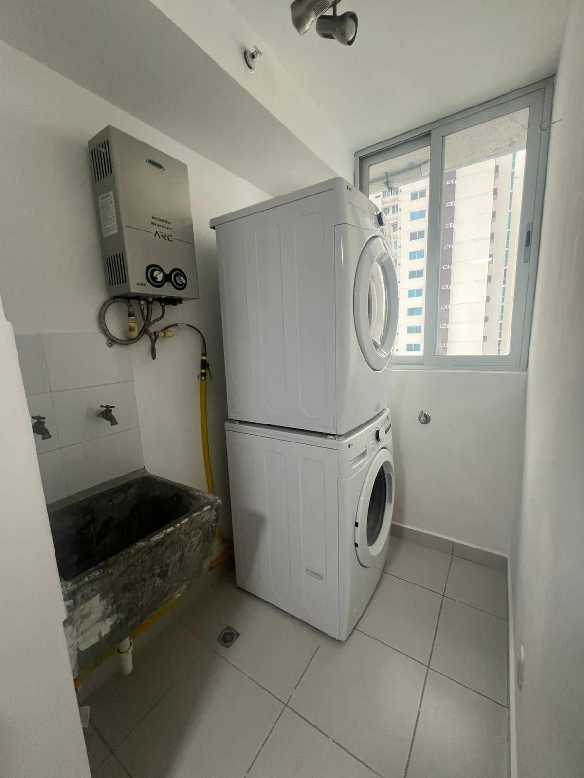 Apartment for Sale in PH Solok – Parque Lefevre