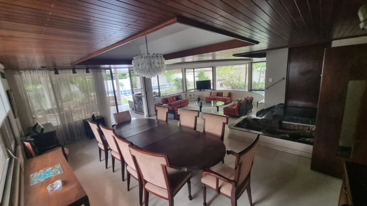 Casa de 2 pisos en Urbanización Obarrio