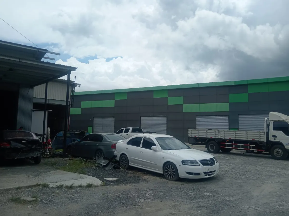 MEGA GALERA LOGÍSTICA Hasta 20,000m² en Las Mañanitas frente al Metro