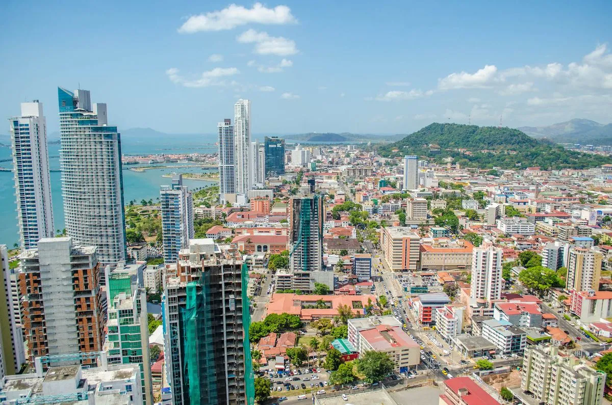 705 m² Vertical Mansion at PH The Palace: 3.5m Ceilings and Ultimate Luxury