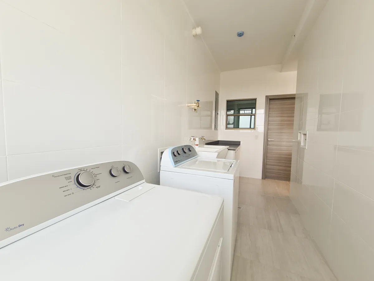 Spectacular Apartment at PH Parkview, Costa del Este 238 m² of Luxury and Comfort
