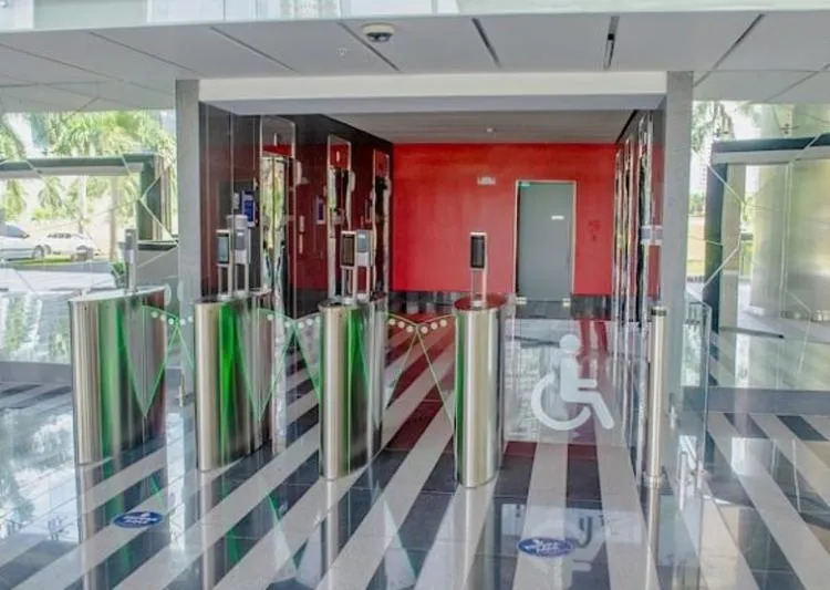 Exclusive Offices at Times Square Center, Costa del Este – 92 m² to 103 m² – 2 Parking Spaces