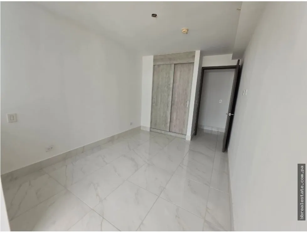 Apartment for Sale – Ph Pacific Park Tower, Edison Park
