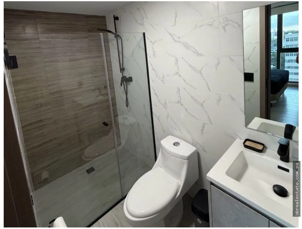 Sale of Apartment in PH Alexa, Bella Vista