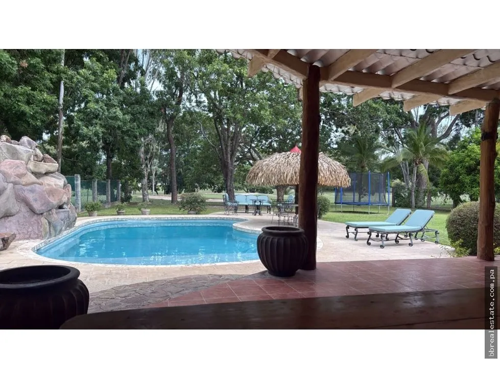 Sale of House in Coronado Golf Club, Coronado Beach