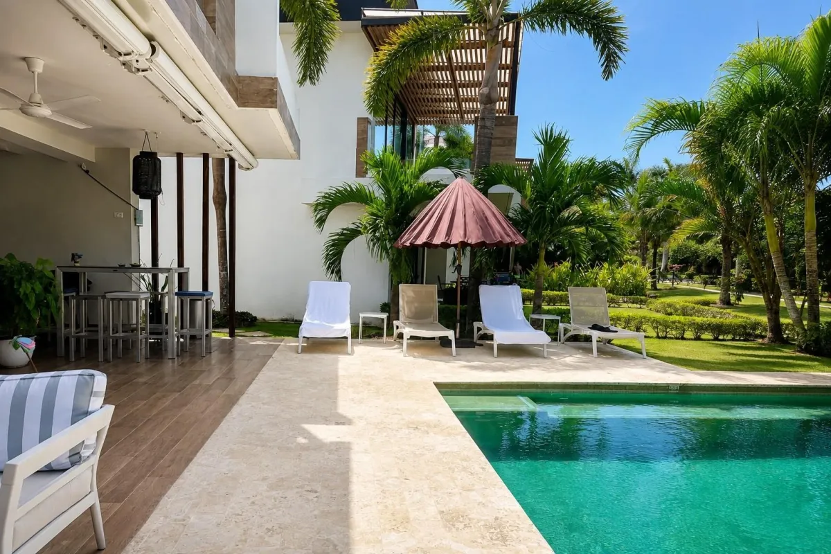Beach house-style apartment in San Carlos