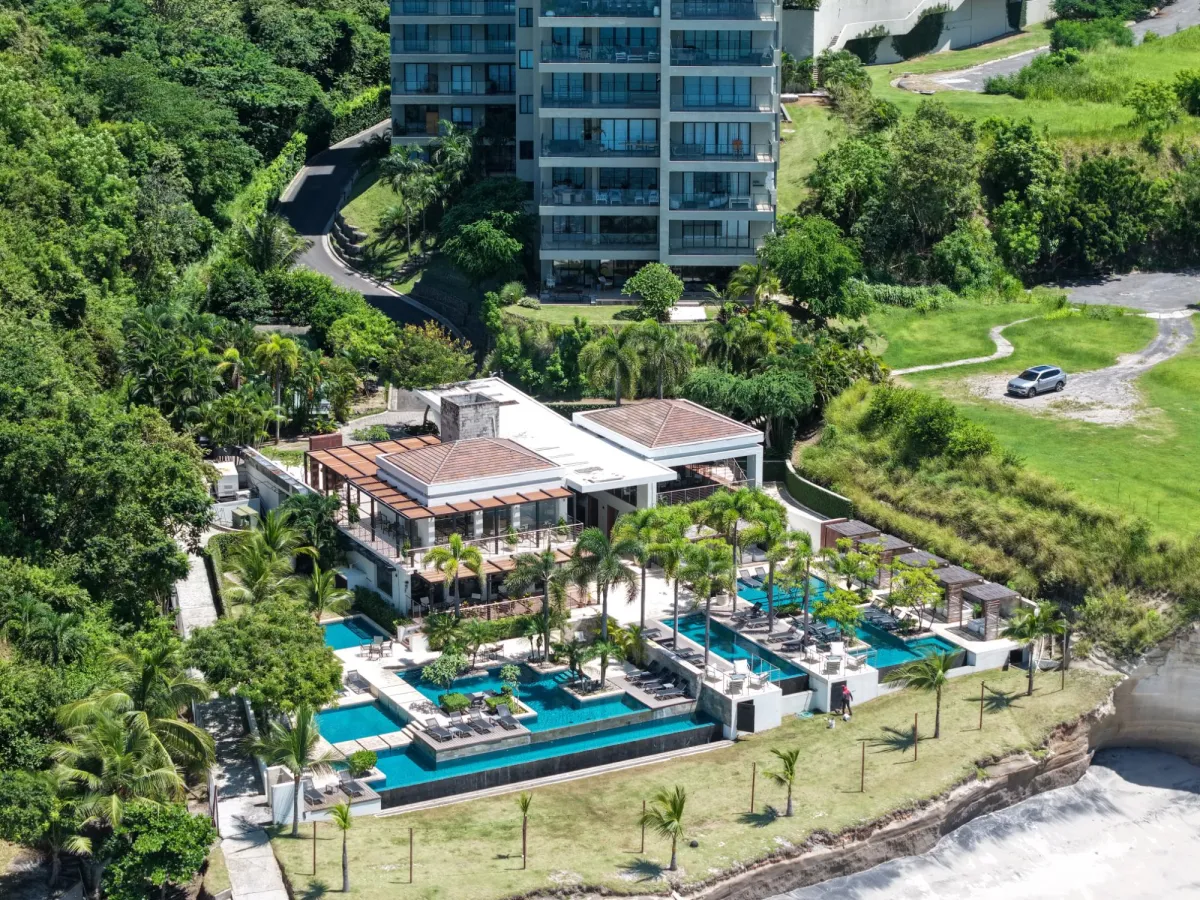 Private-Pool Beach Residence in Panama Punta Caelo