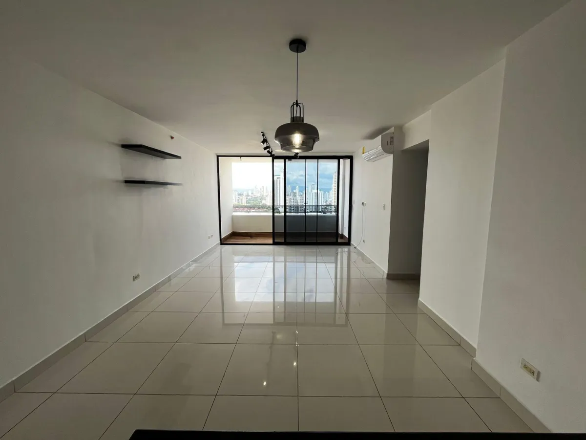 Apartamento en venta – PH Carreras, El Carmen