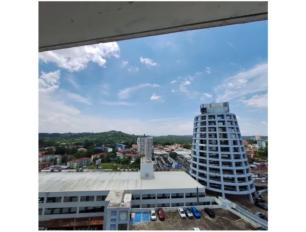 Sale of Apartment in PH Elmare, Edison Park. GM